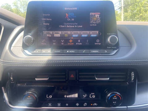 2022 Nissan Rogue SV