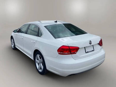 2012 Volkswagen Passat SE PZEV