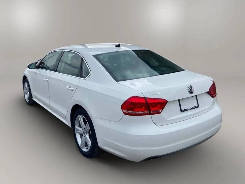 2012 Volkswagen Passat SE PZEV