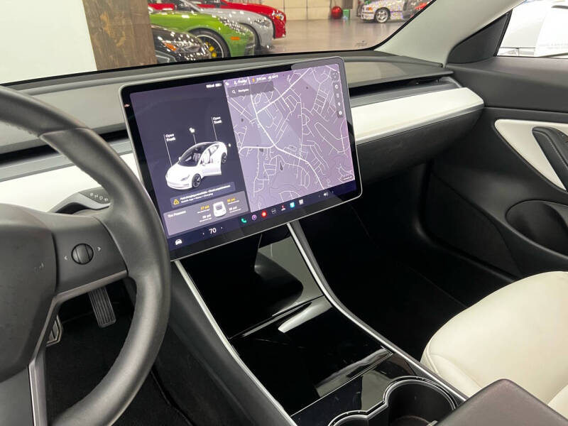 2020 Tesla Model 3 Base photo 20