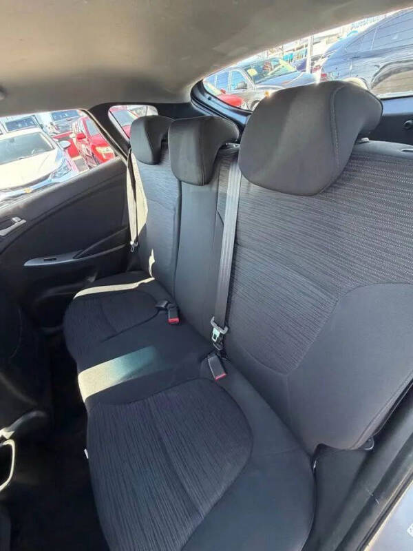 2015 Hyundai Accent GS