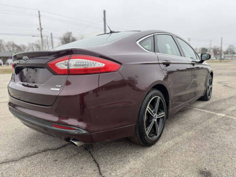 2013 Ford Fusion SE