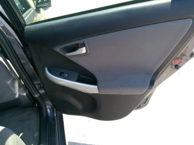 2015 Toyota Prius Two
