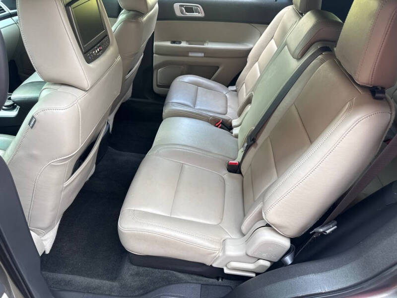 2011 Ford Explorer XLT