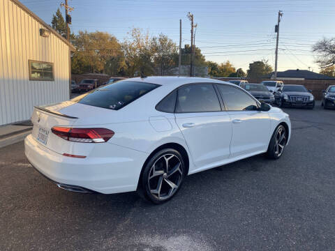 2020 Volkswagen Passat R-Line