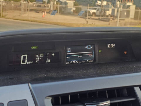 2017 Toyota Prius v Three