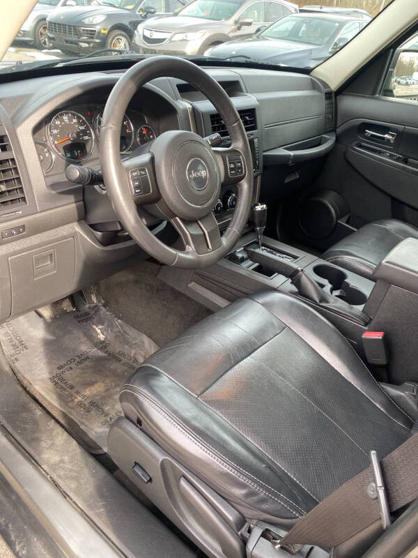 2012 Jeep Liberty Arctic