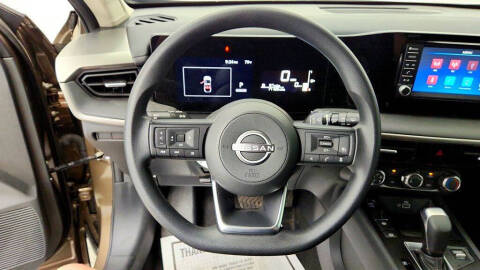 2025 Nissan Kicks S