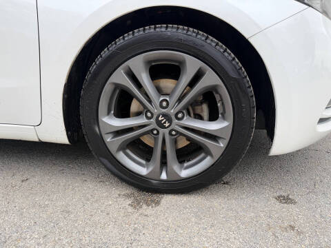 2016 Kia Forte5 EX