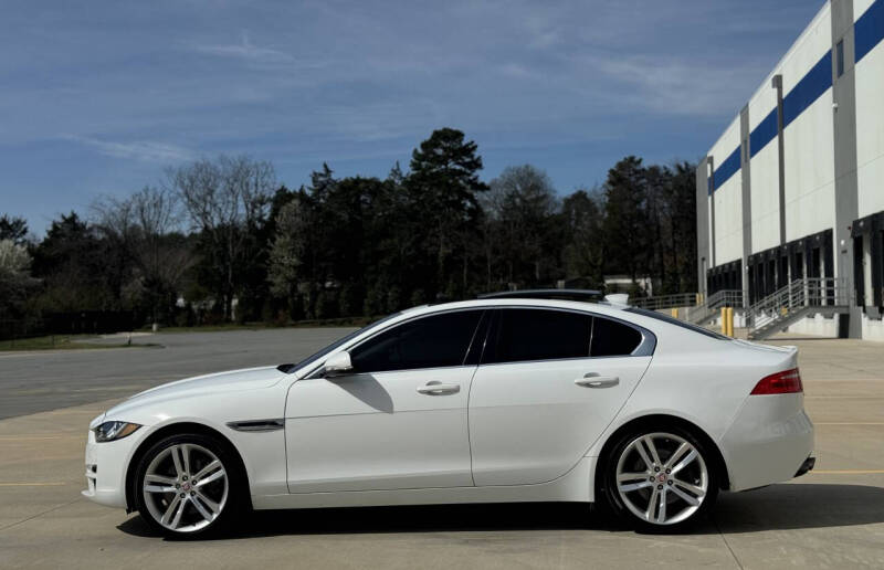 2017 Jaguar XE 35t Prestige