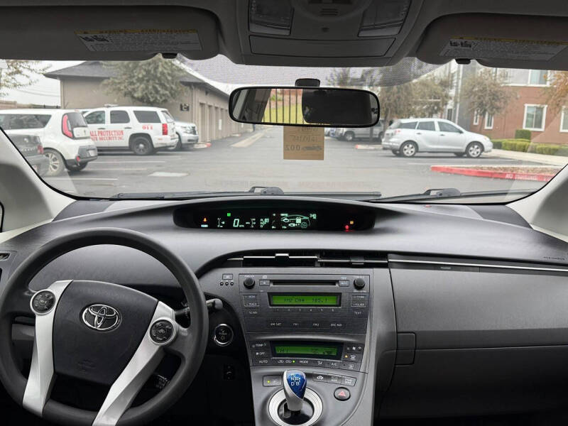 2010 Toyota Prius II