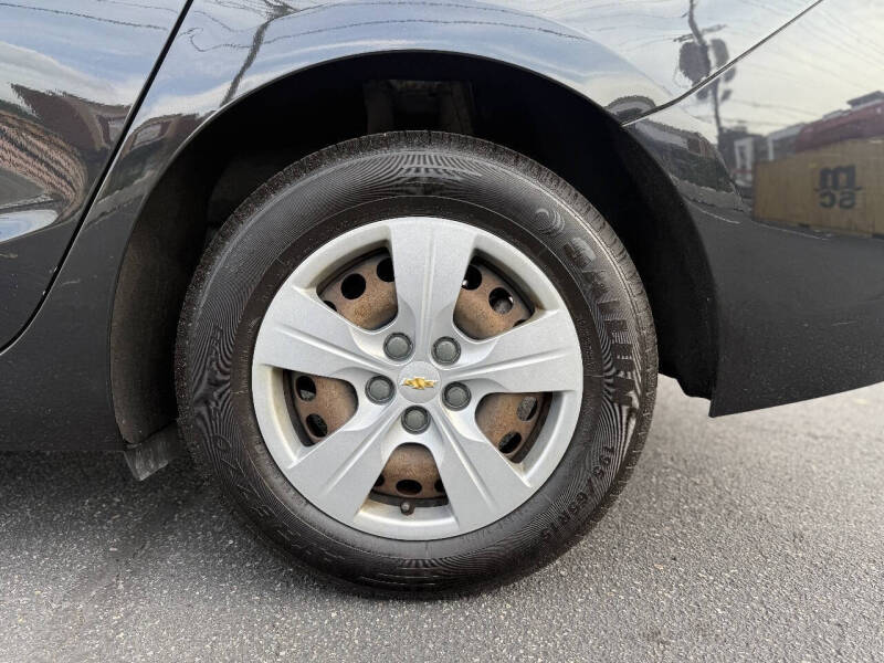 2018 Chevrolet Cruze LS Auto