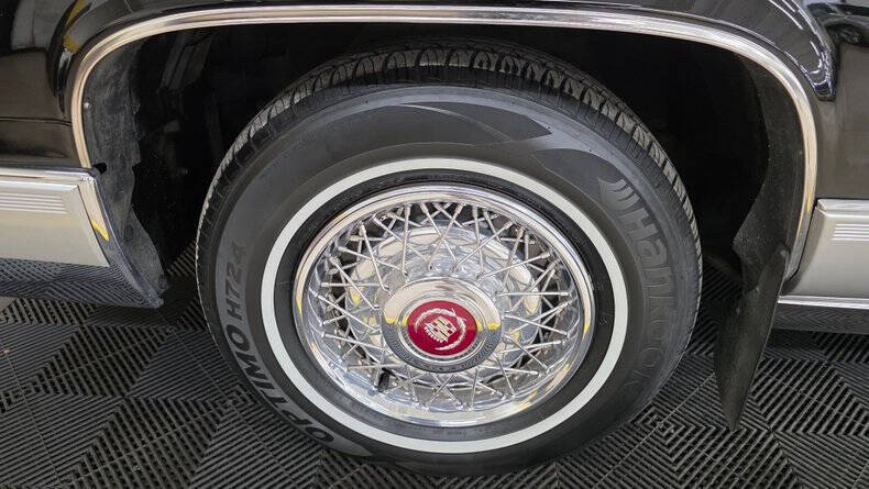 1990 Cadillac Brougham