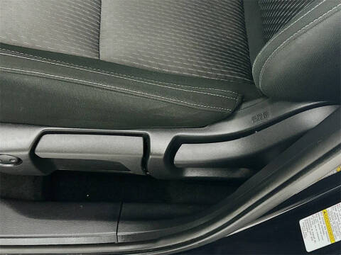 2024 Mitsubishi Outlander ES