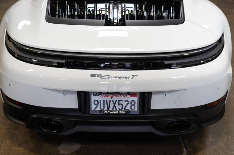 2025 Porsche 911 Carrera T