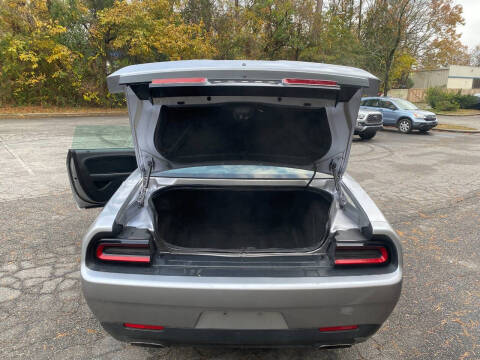 2016 Dodge Challenger SXT