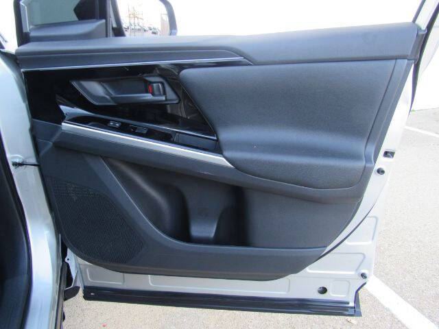 2024 Toyota bZ4X XLE