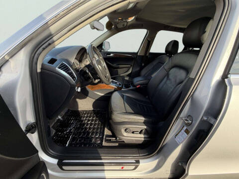 2011 Audi Q5 3.2 quattro Premium Plus