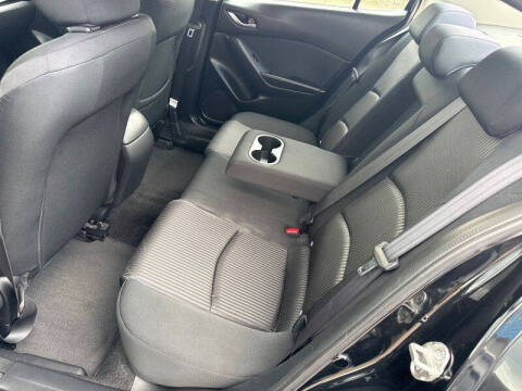 2016 Mazda MAZDA3 i Sport