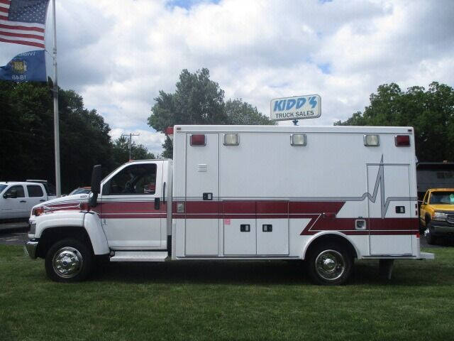 2003 Chevrolet Kodiak C4500 for sale at Kidds Truck Sales in Fort Atkinson WI