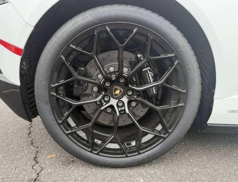 2024 Lamborghini Huracan EVO Spyder