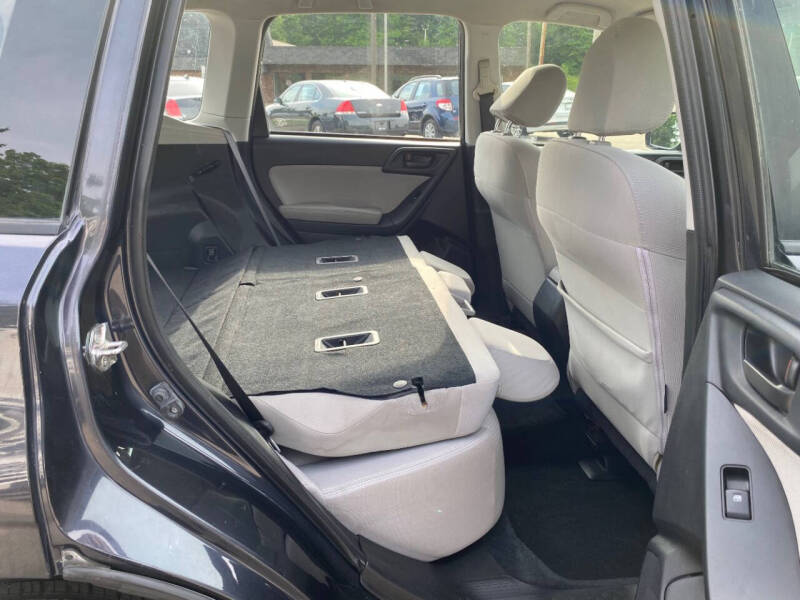 2016 Subaru Forester 2.5i