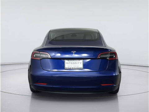 2021 Tesla Model 3 Standard Range Plus