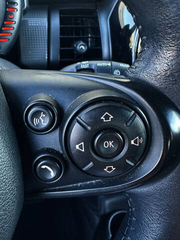 2017 MINI Hardtop 4 Door Cooper