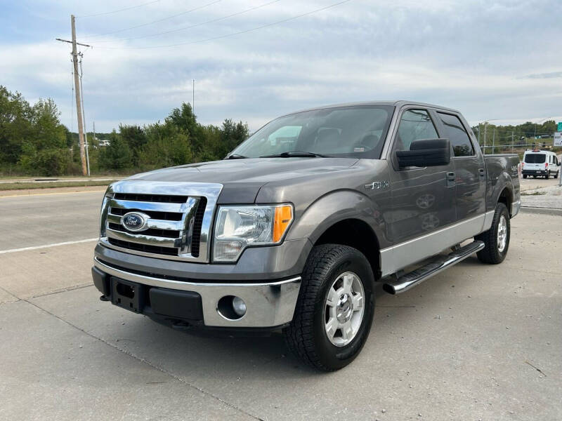 2011 Ford F-150 for sale at Dutch and Dillon Car Sales in Lee's Summit MO