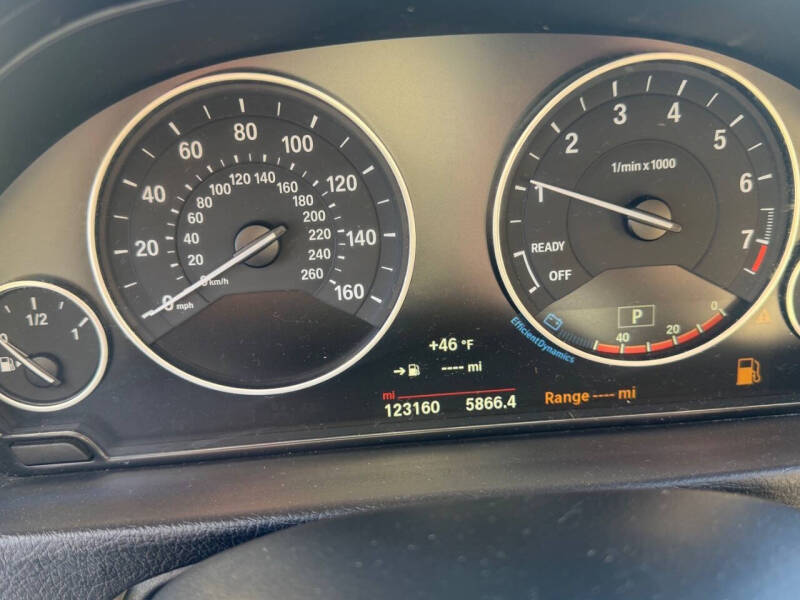 2017 BMW 3 Series 320i xDrive