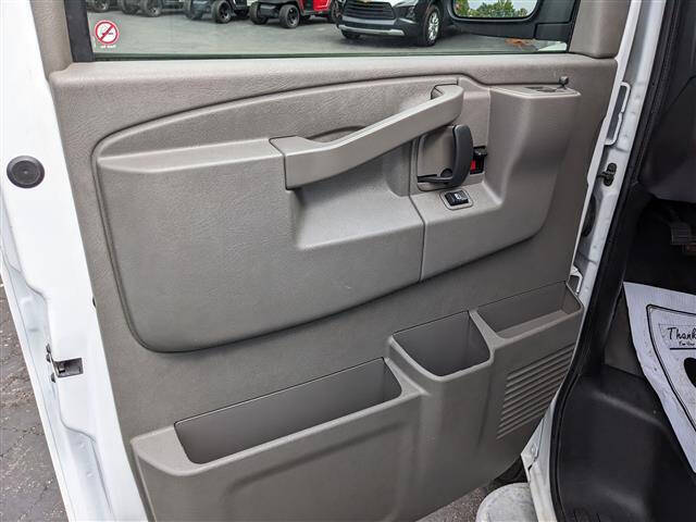 2024 GMC Savana 2500