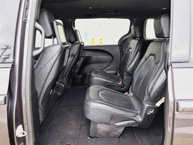 2019 Chrysler Pacifica Touring L Plus