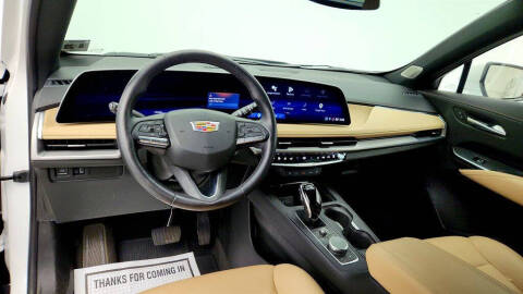 2024 Cadillac XT4 Luxury