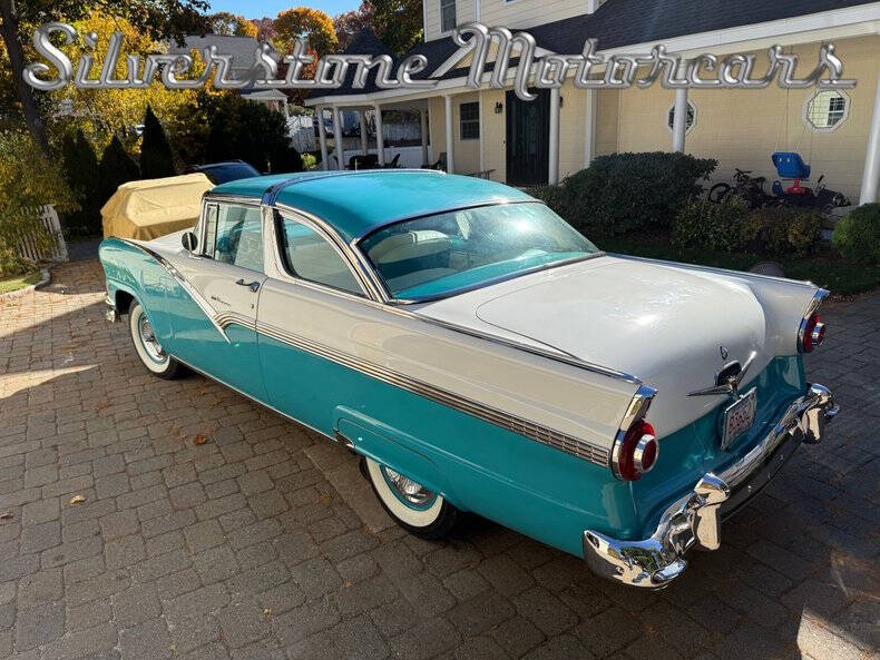 1956 Ford Fairlane