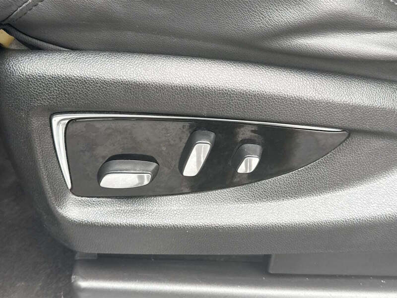 2020 Cadillac Escalade ESV Luxury