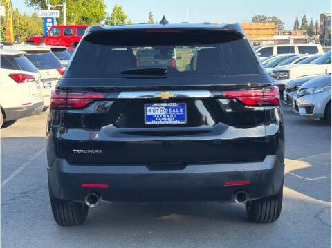 2023 Chevrolet Traverse LS