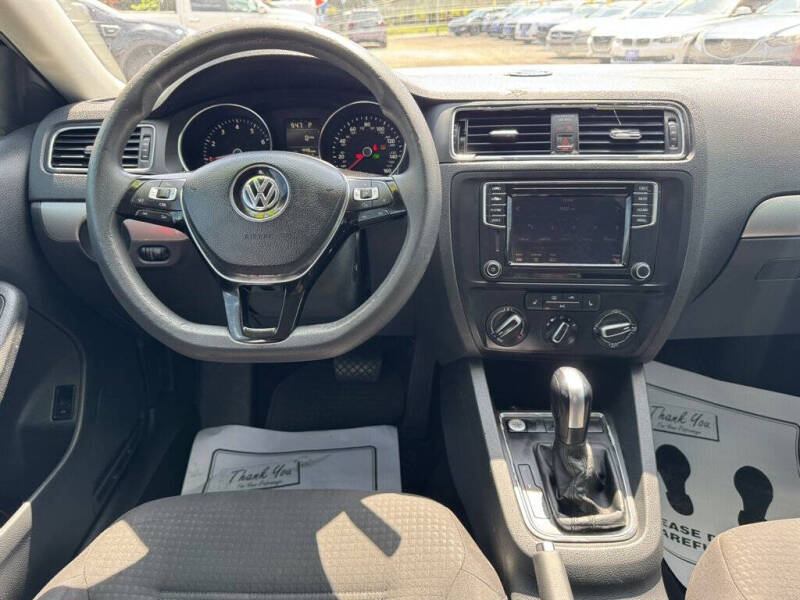 2016 Volkswagen Jetta