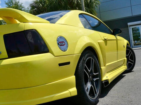 2001 Ford Mustang