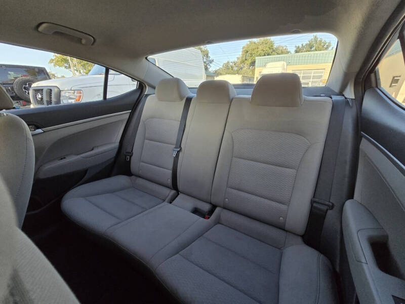 2020 Hyundai Elantra