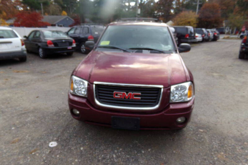 2003 GMC Envoy null photo 2