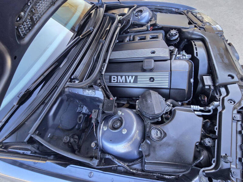 2003 BMW 3 Series 325Ci