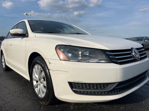 2013 Volkswagen Passat for sale at VIP Auto Sales & Service in Franklin OH