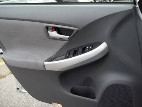 2010 Toyota Prius II