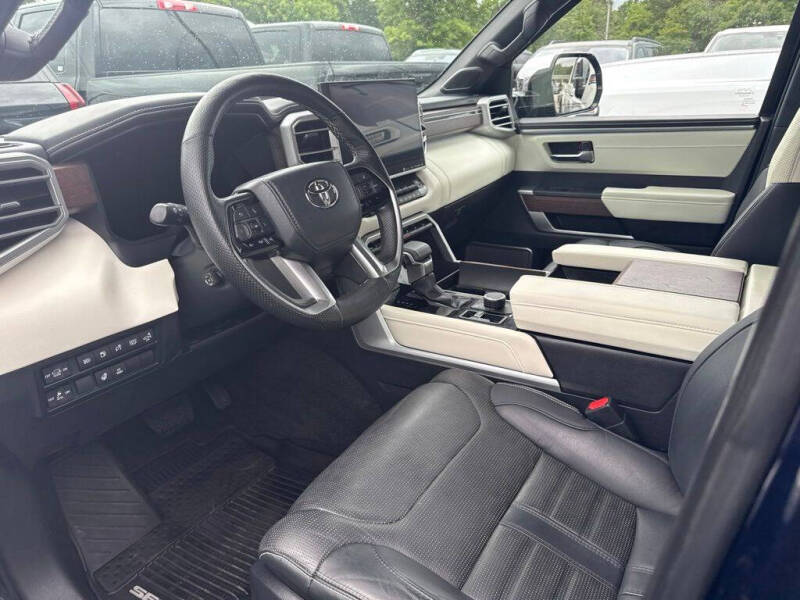 2023 Toyota Sequoia Capstone