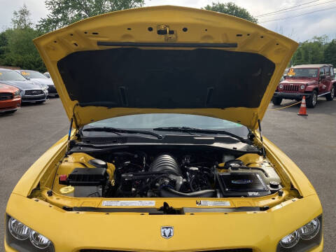 2007 Dodge Charger SRT-8