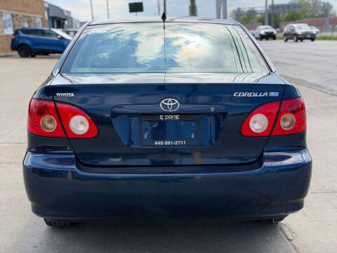 2005 Toyota Corolla LE