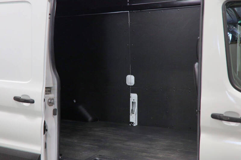 2022 Ford Transit 250