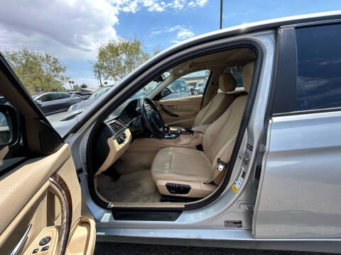 2015 BMW 3 Series 328i