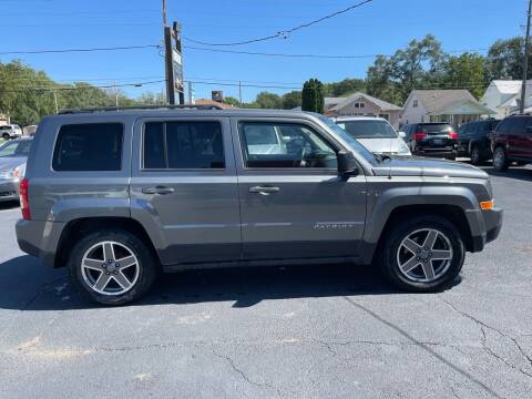 2013 Jeep Patriot for sale at RIVERSIDE AUTO SALES in Sioux City IA