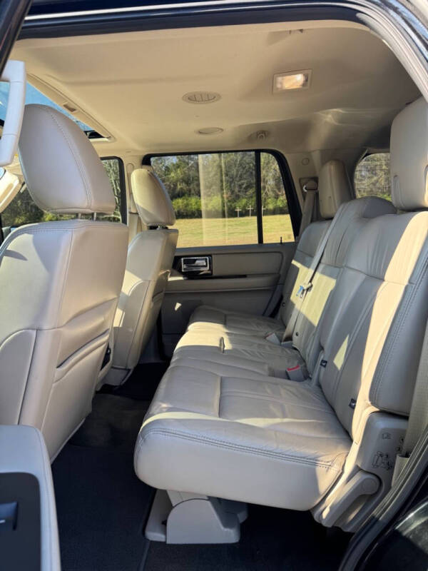 2016 Lincoln Navigator Select